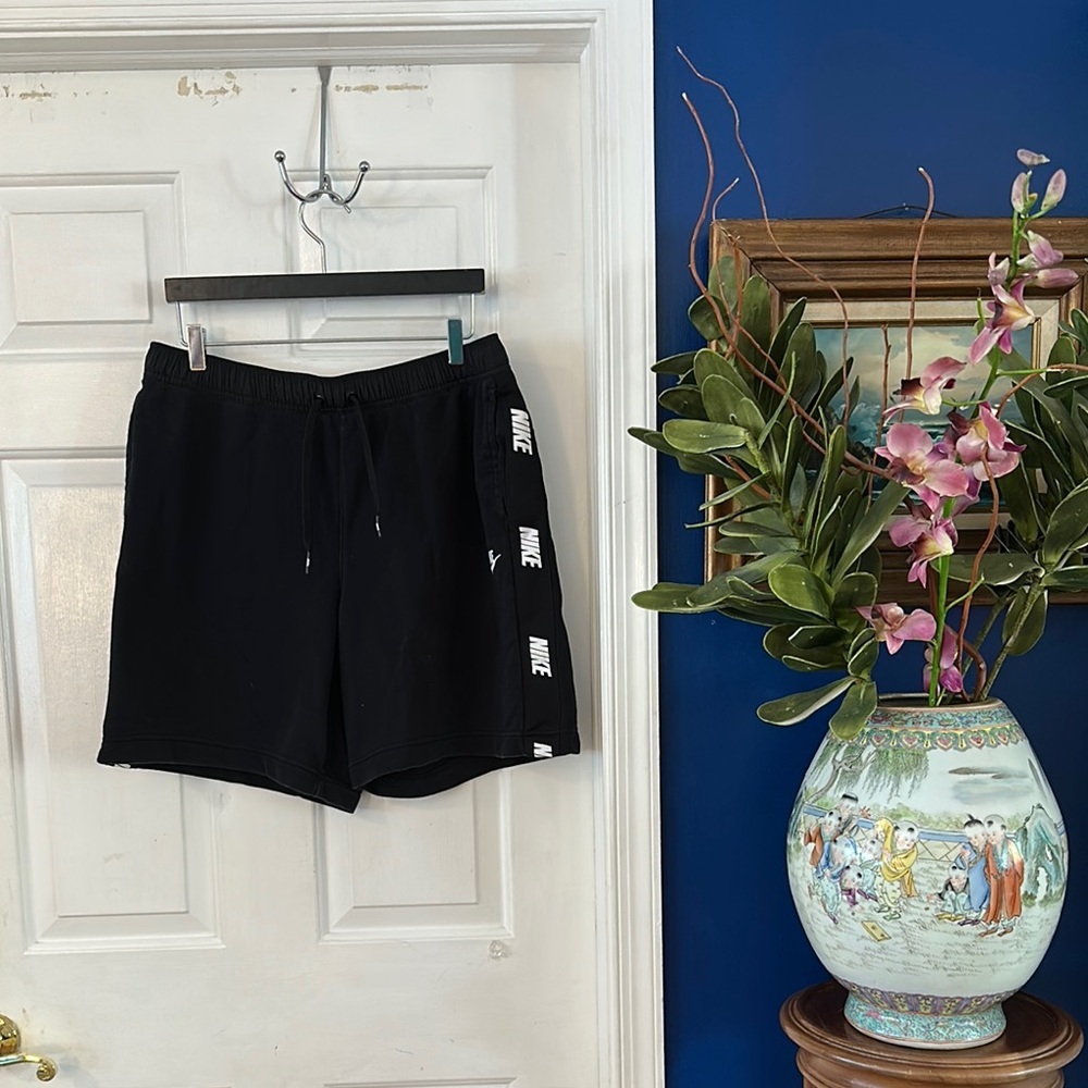 NWOT Men’s Nike Sportswear CE FT Hybrid Shorts Size XL - Picture 2 of 7